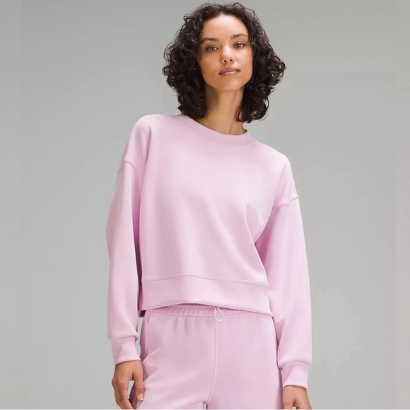 Lululemon Softstreme Perfectly Oversized Cropped Crew - Picture 1 of 6